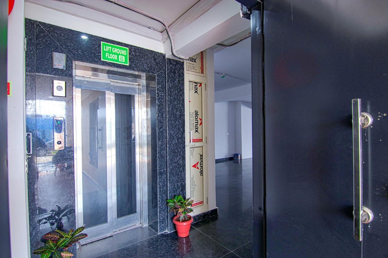 Fabhotel Satyam International 诺伊达 外观 照片