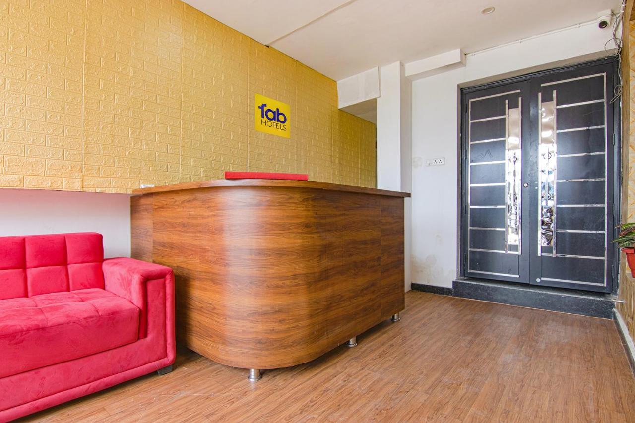 Fabhotel Satyam International 诺伊达 外观 照片